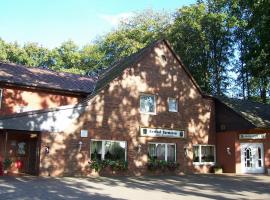 Hotel-Gasthaus Burmester, viešbutis su vietomis automobiliams mieste Heidenau