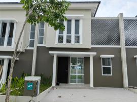 Golden Sleep Villa Tenayan Homestay Near Mal Pekanbaru, Hotel in Pekanbaru