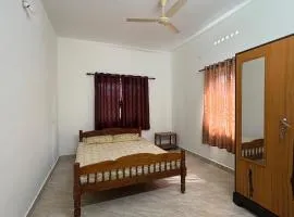 Budget Non AC Room beside Kolencherry MOSC Hospital