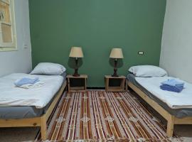 Gem&uuml;tliches Zimmer in Douz - Oase der Ruhe, privat indkvarteringssted i Douz