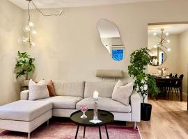 Modern apartment with a balcony and free parking, ubytov&aacute;n&iacute; v soukrom&iacute; v Oslu