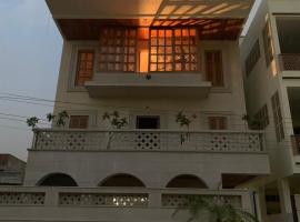 Flora A rooftop with serenity and peace, camping de luxo em Jaipur