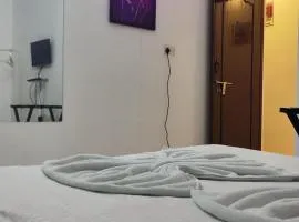 Serene Studio Retreat Near Candolim Beach