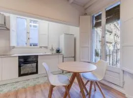 Flateli Cort Reial 5