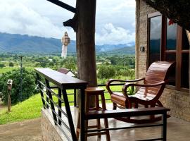 Lanna Maple House, khách sạn ở Ban Thap Dua