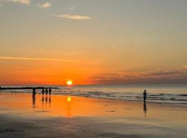 Blankenbeach-50m from Beach & Casino in City Center, hotel in Blankenberge