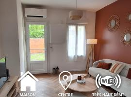 La Maison Des Pins, hotel i Le Mans