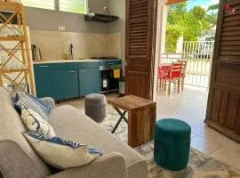 Maison confortable à Sainte-Anne avec vue mer