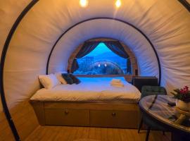 Nomad by Hora cu Brazi, hotel in Zărneşti