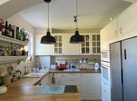 Beautiful Large Double Room, Gdn View, Mill Hill