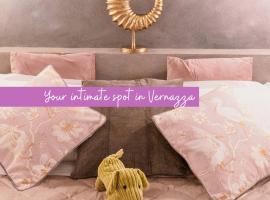 Camaella Luxury Studio, hotel in Vernazza