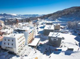 Hotel Han Bjela&scaron;nica, lyžařsk&eacute; středisko v destinaci Bjela&scaron;nica