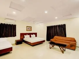Hotel Velvet Stay Near DLF Cyber City