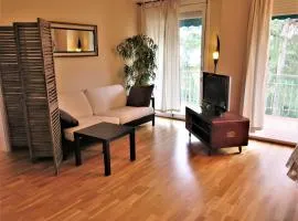 alojamiento en el centro de castelldefels AACC Pking