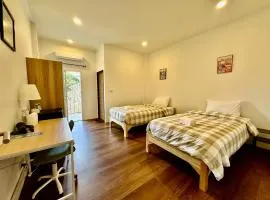 Tapri 6- Guesthouse At Walking Street
