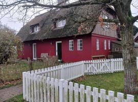 Haus Bei Der Kirche, hotel a Oland