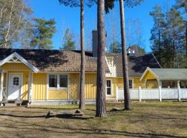 Villavilla 127 - Öland, Sverige, khách sạn ở Köpingsvik