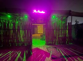 The Paradise farm stay, khách sạn ở Ghaziabad