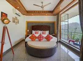 Dilli Villa by Elivaas