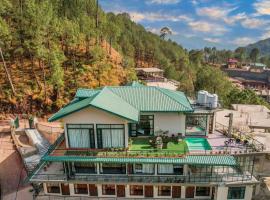 Dilli House by Alaya Stays 3BHK Villa with Private Pool and Hill Views, Hotel in Dagshai