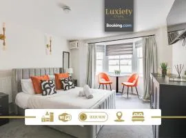 Stylish Studio By Luxiety Stays Short Lets & Serviced Accommodation Southend on sea With Smart TV, Netflix, Nr High Street