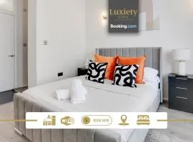 Chic & Gorgeous Studio By Luxiety Stays Short Lets & Serviced Accommodation Southend on sea With Free WiFi, Nr High St