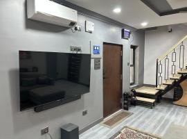 Barkat Manzil, hotel en Bharuch