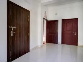 SPOT ON by OYO Sanskrit Guest House