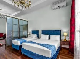 Nizami Street Inn Hotel