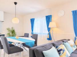 Sunstone Residence 2F - Free Rental Car included!, hotel i Ginowan