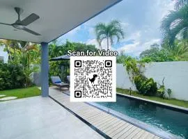Private Pool Villa With Parking