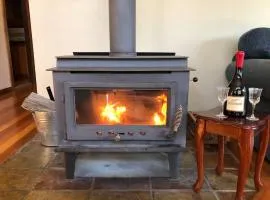 Harrys Lookout Family and Pet Friendly Home between Leura and Katoomba