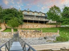 Gather in Style Space Views & Comfort