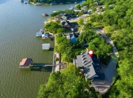 Gather in Style Space Views & Comfort