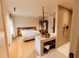 Alfred Hotel & Gastro Bar