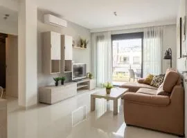 Stylish penthouse with roof terrace for 4 guests