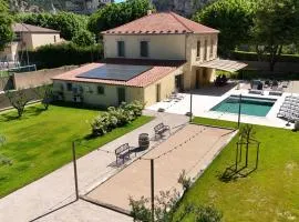 Bastide des Oliviers, Maison Provençale