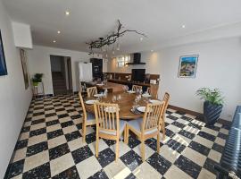 Gîte En bord de rivière, hotell i Vertus