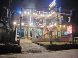 Four season hotel shohal najaf balakot, hotel in Shohāl Najaf Khān