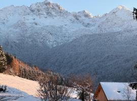 Le Crystalia, hotel em Prabert