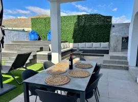 Modern house with sea views, pool and a chillout terrace