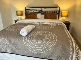 Love and Peace L Petts Wood