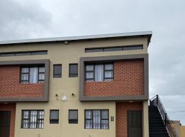 The Palms Bed & Breakfast, hotel i Bizana