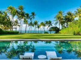 The Grand Beachfront All-Inclusive Villa