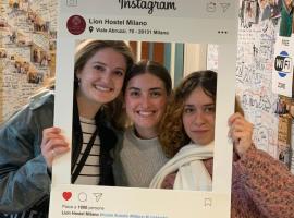 Lion University & Youth Hostel Milano, hotel din Milano
