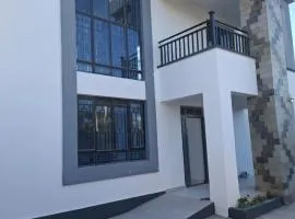 Almarina Nairobi, Kenya