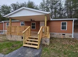 Brand New 4BR Park Home with Arcade in Pigeon Forge TN