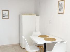 Dpto Low Cost Terraza Alem Costanera, hotel i Gualeguaychú