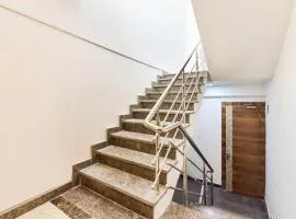 Capital O Maurya Inn