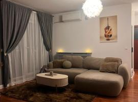 Arena Royal Suite, hotel a Bacău